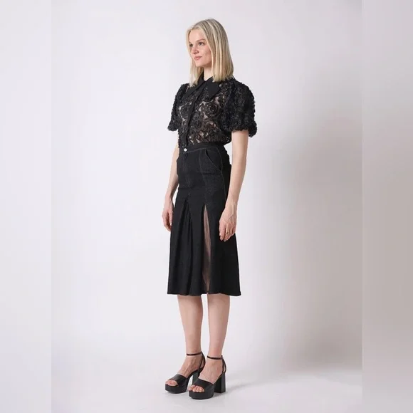 Sheer Flower Top with Puff Sleeves - Picture 3 of 5